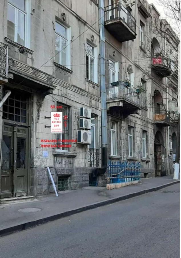 Taj Hostel Tbilisi Exterior photo